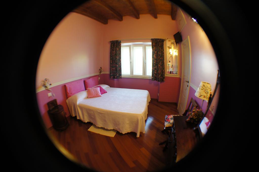 Bed And Breakfast Angolo Fiorito Civitavecchia Eksteriør billede